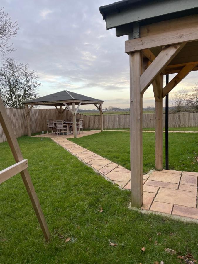 Beautiful 3-Bed Luxury Private Lodge In York Esterno foto
